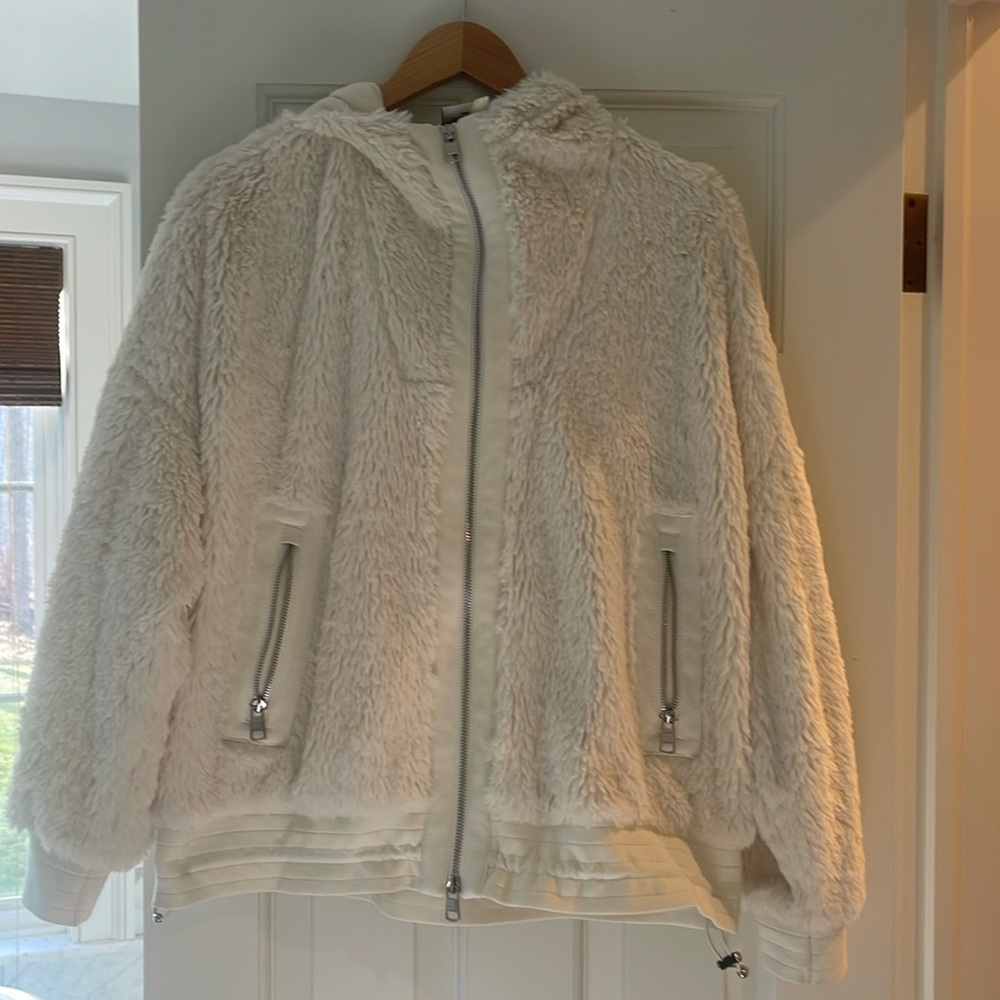 Varley Sherpa Dylan Zip Jacket - image 2